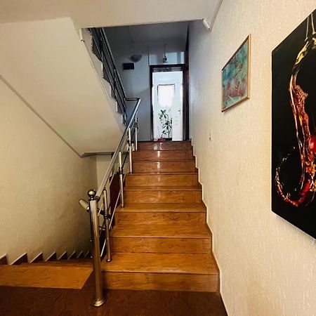 Guest House Velania Pristina Exterior foto